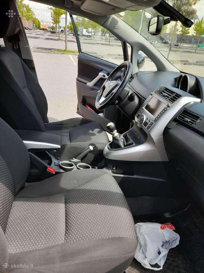 Parduodamas Toyota Verso - nuotraukos Nr. 9