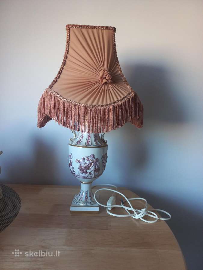 Stalo šviestuvas ( Capodimonte) Italija siunčiu. - nuotraukos Nr. 12