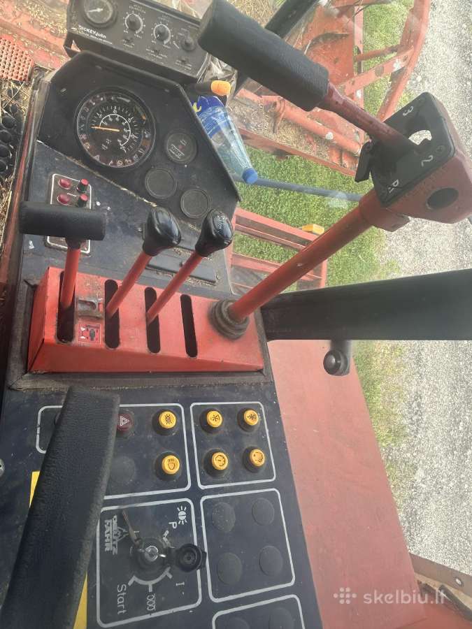 Deutz fahr kombainas ir priekaba - nuotraukos Nr. 9