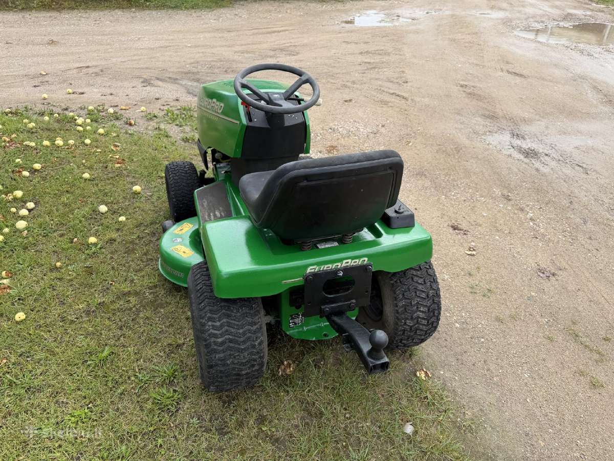 Sodo traktoriukas John Deere - nuotraukos Nr. 3
