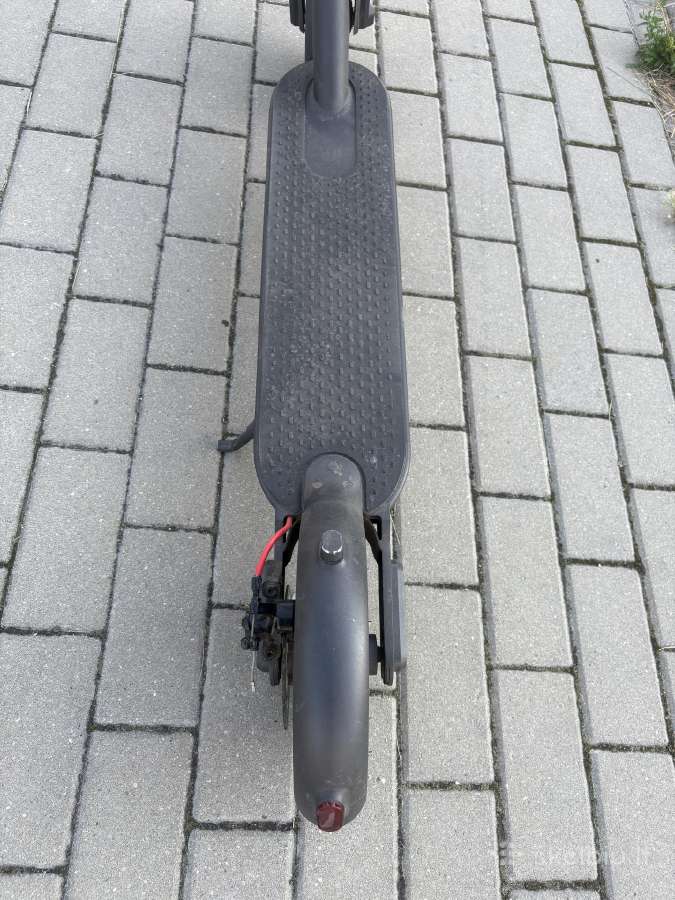 Xiaomi Mi Electric Scooter Pro - nuotraukos Nr. 8