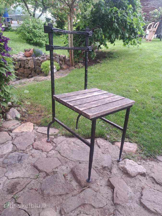 Karvio kaltos metalinės kėdes - nuotraukos Nr. 4