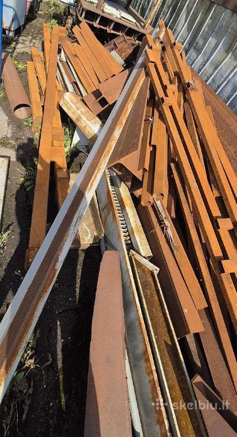 Parduodami juodo metalo vamzdžiai, lankstai ir kit - nuotraukos Nr. 6