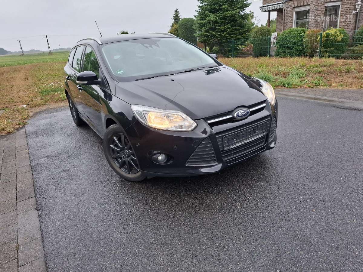 Ford Focus 1l, benzinas, universalas - nuotraukos Nr. 5