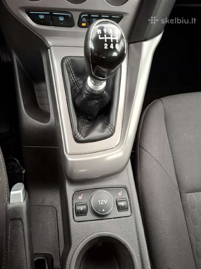 Ford Focus 1l, benzinas, universalas - nuotraukos Nr. 6