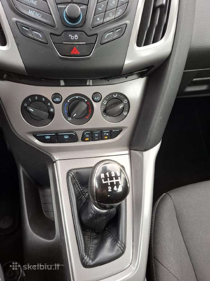Ford Focus 1l, benzinas, universalas - nuotraukos Nr. 9
