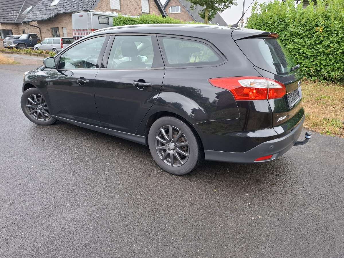 Ford Focus 1l, benzinas, universalas - nuotraukos Nr. 12