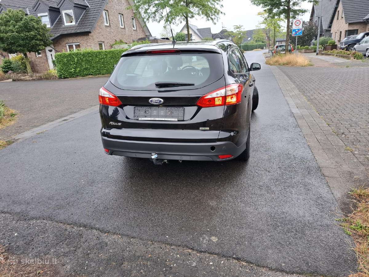 Ford Focus 1l, benzinas, universalas - nuotraukos Nr. 13