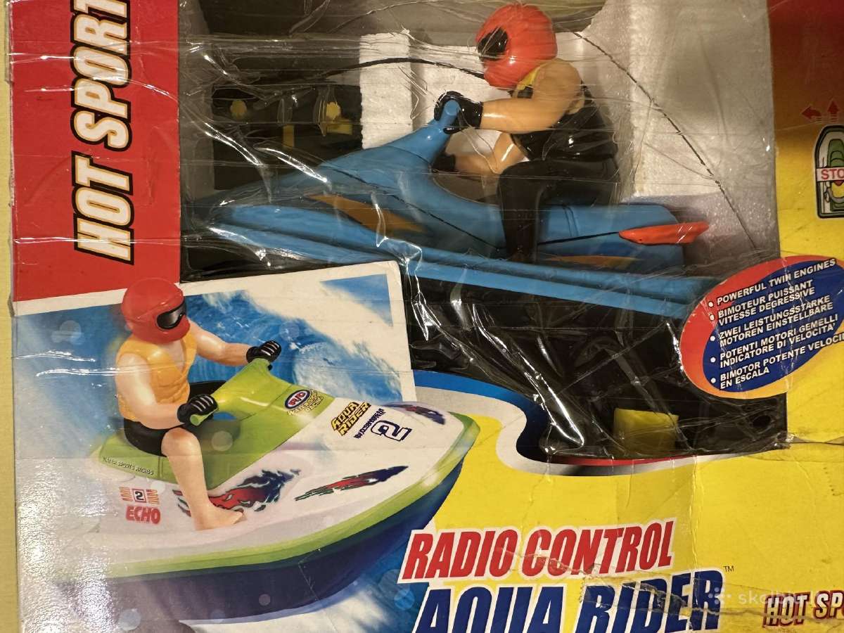 Radijo bangomis valdomas vandens motociklas - nuotraukos Nr. 5