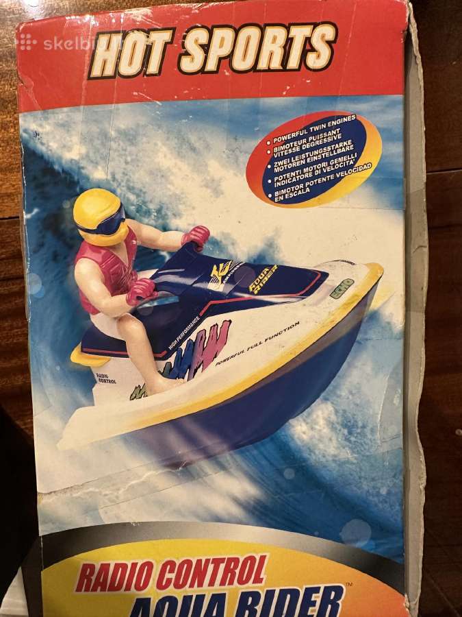 Radijo bangomis valdomas vandens motociklas - nuotraukos Nr. 6