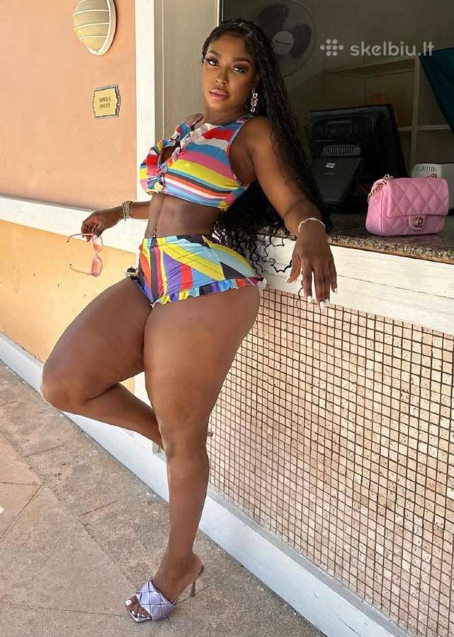 Sweet, charming 28-year-old Latina - nuotraukos Nr. 2
