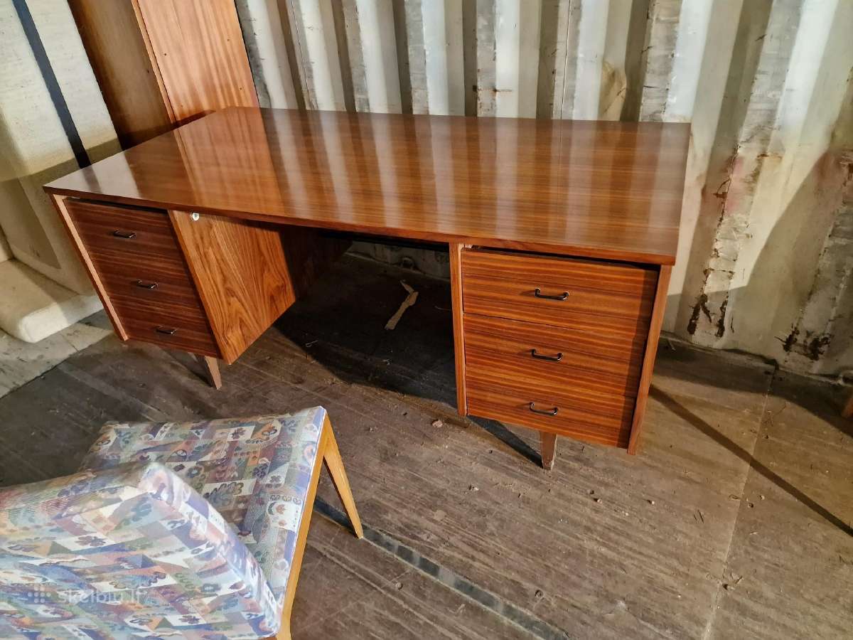 Vintažinis riešutmedžio rašomojo stalas - nuotraukos Nr. 8