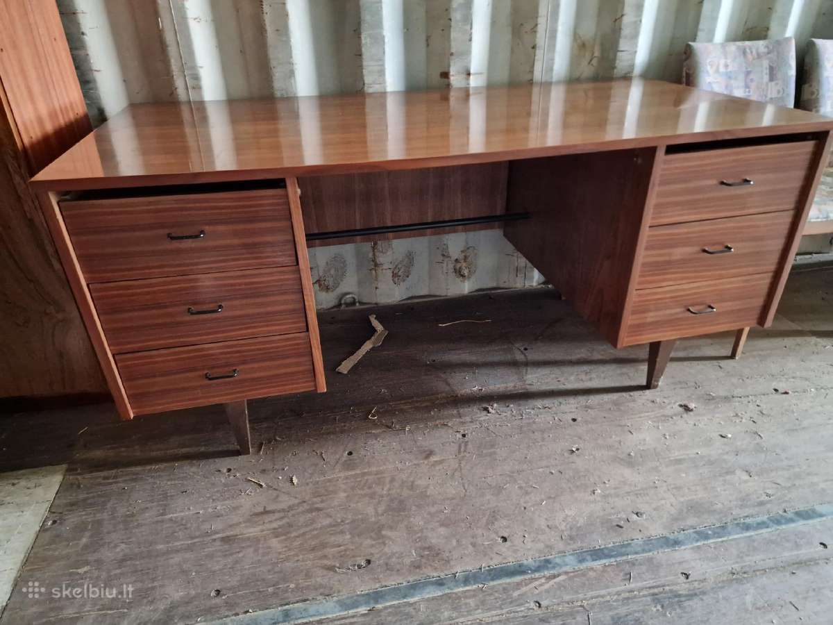 Vintažinis riešutmedžio rašomojo stalas - nuotraukos Nr. 25