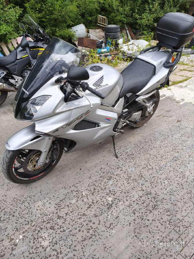 Parduodu VFR 800 - nuotraukos Nr. 4