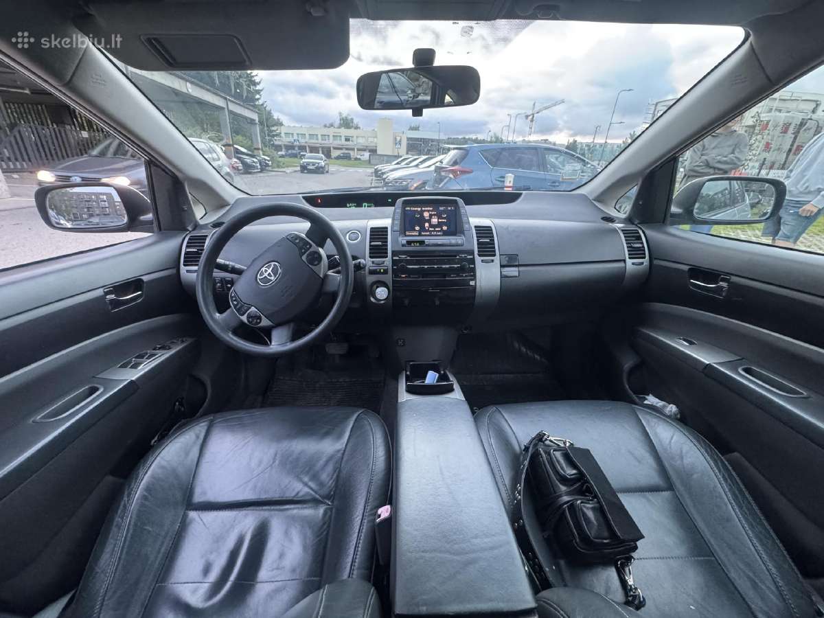 Toyota prius nuoma / rent - nuotraukos Nr. 3