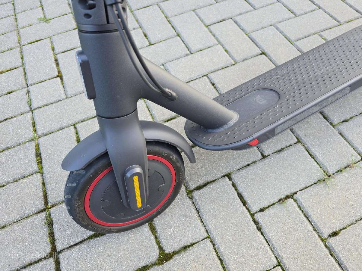 Puikios būklės paspirtukas Xiaomi pro 2 - nuotraukos Nr. 9