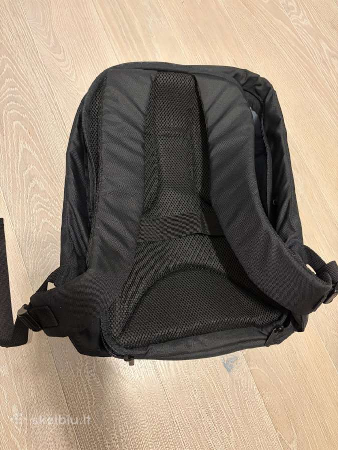 Nauja Swiss Peak verslo/miesto kuprinė - nuotraukos Nr. 2