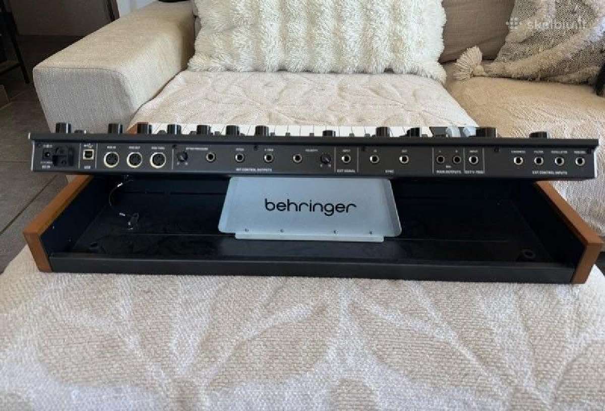Behringer Poly D - nuotraukos Nr. 3