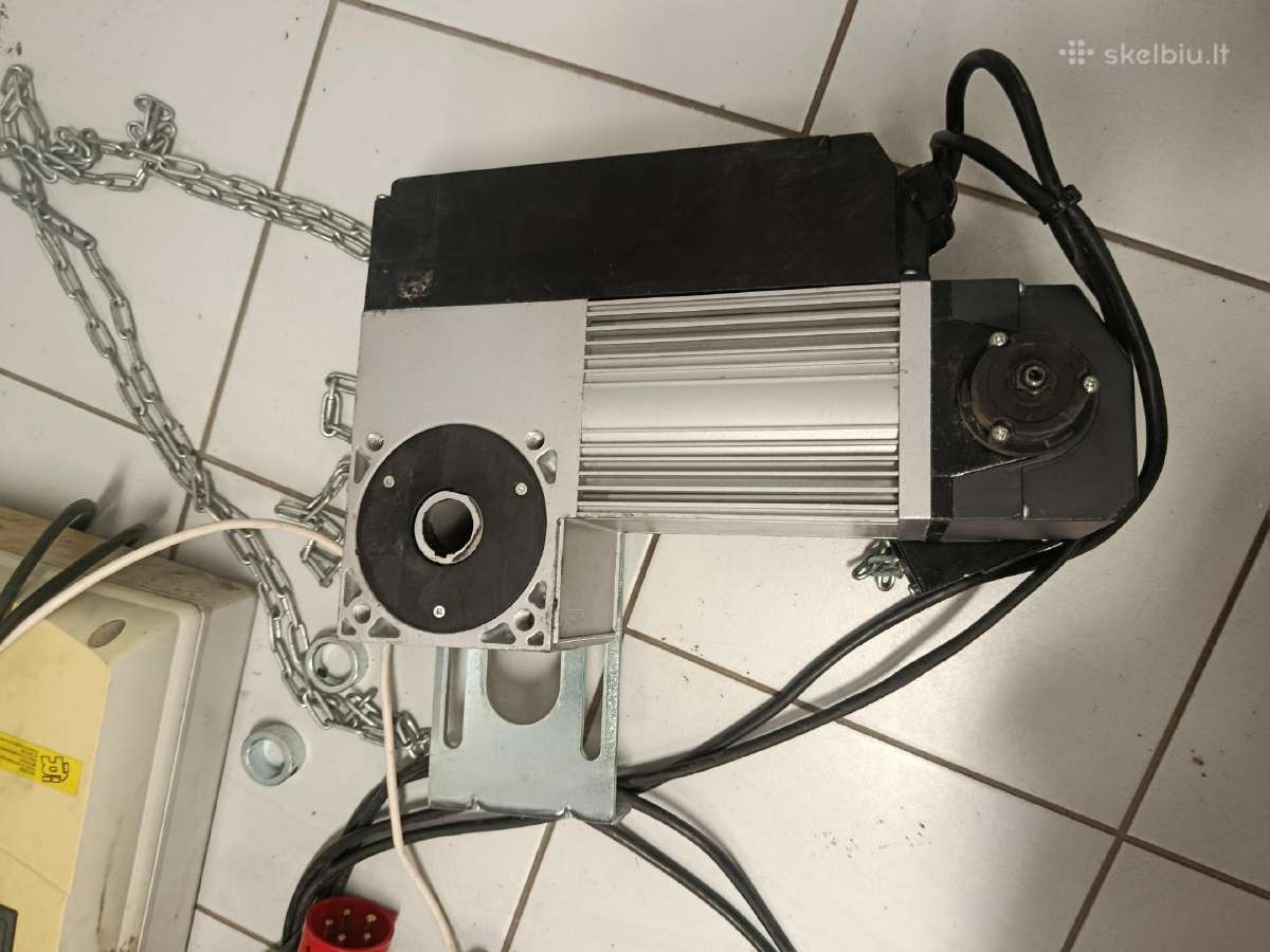 Trifazis pakeliamu vartų automatika - nuotraukos Nr. 3