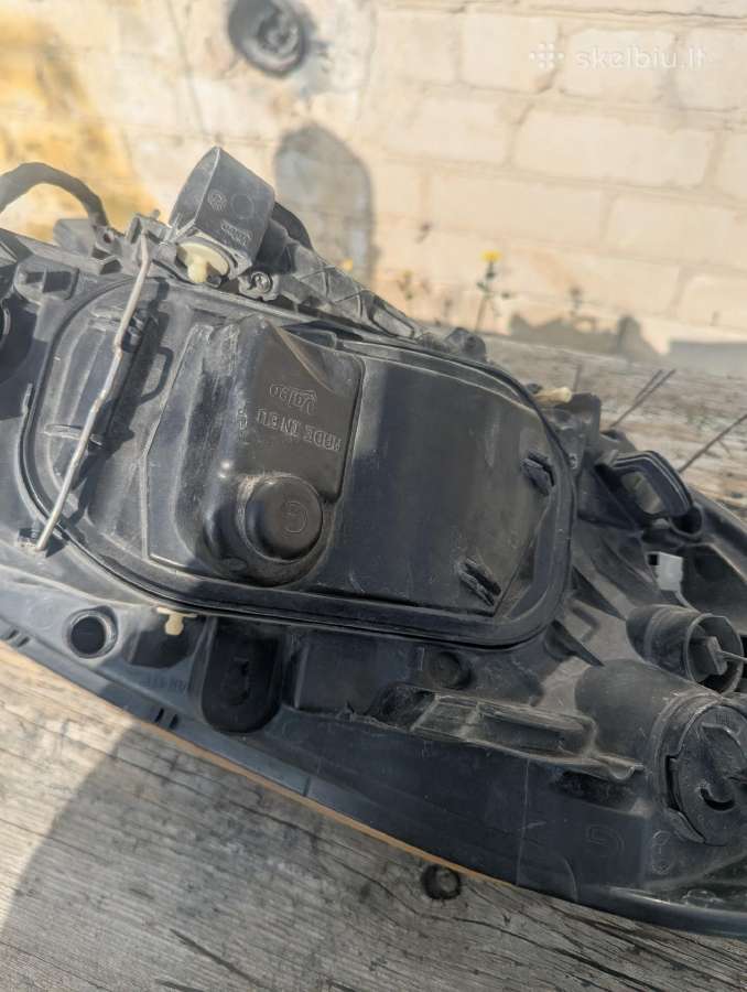 Volvo XC60 priekines lempos - nuotraukos Nr. 4