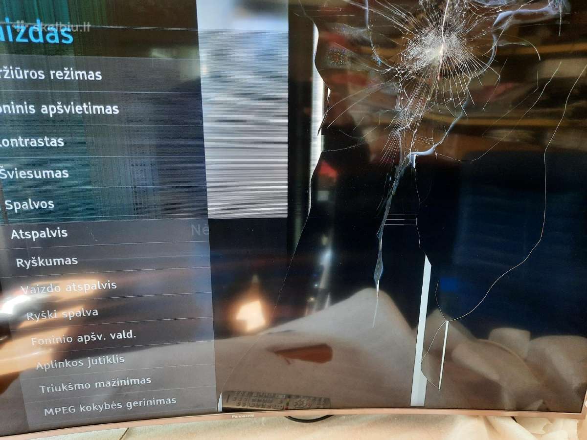 Panasonic tx-55cr730e skilęs - nuotraukos Nr. 2