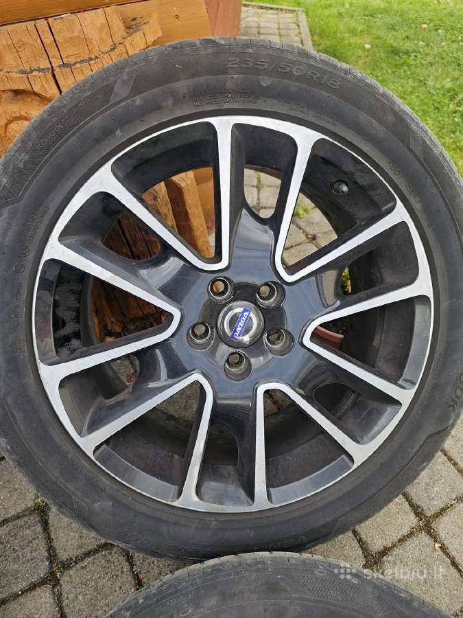 Volvo Xc70 originalus ratlankiai su padangom - nuotraukos Nr. 3