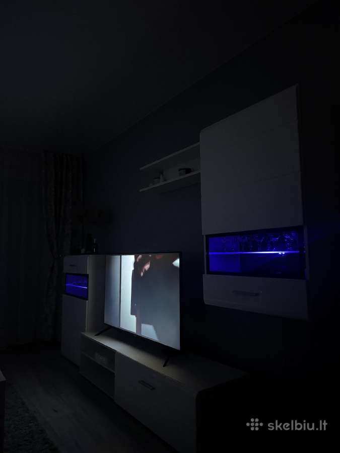Moderni svetainės sekcija su LED. - nuotraukos Nr. 2