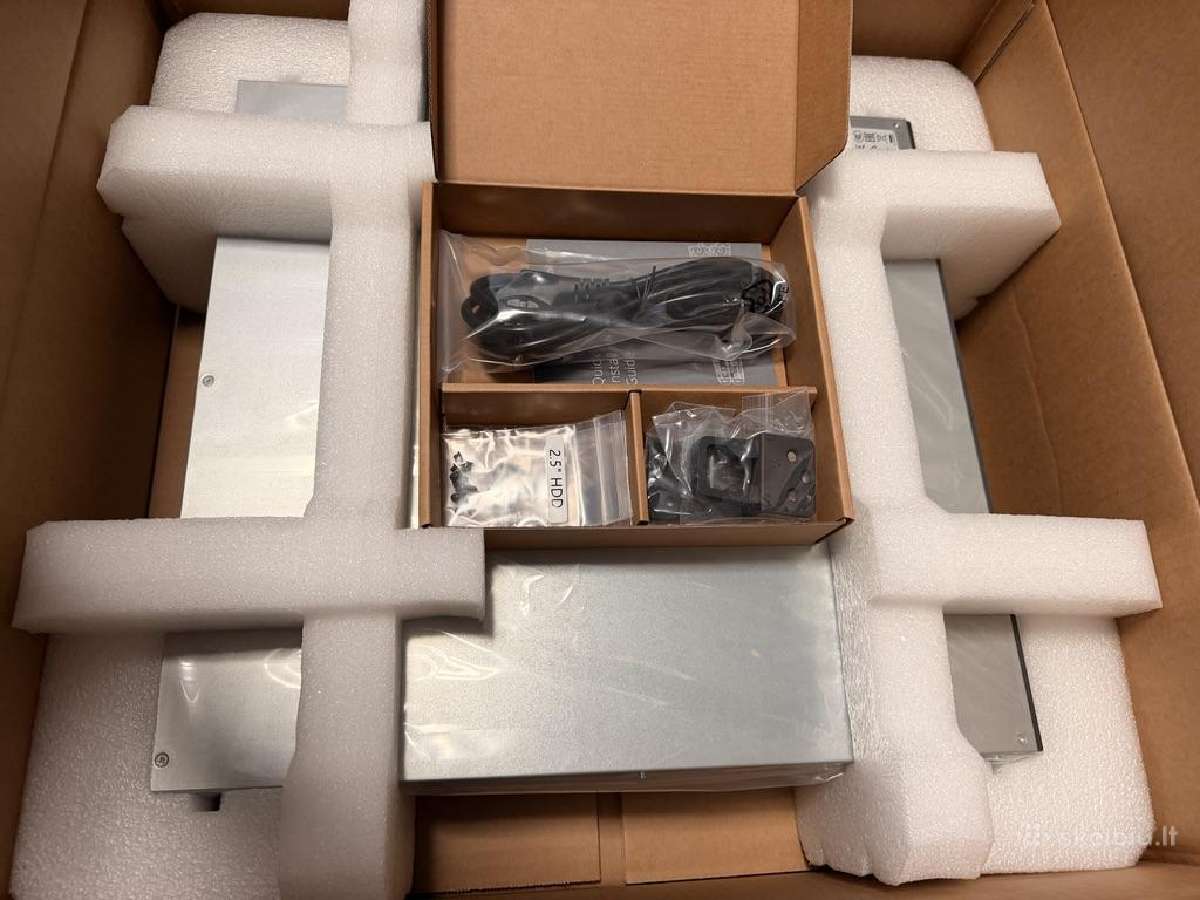 Synology Rs820+ - nuotraukos Nr. 2