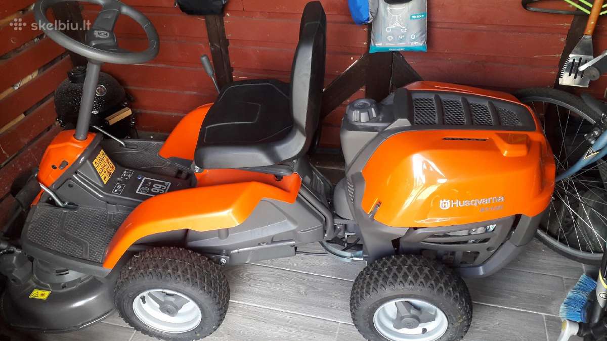 Traktoriukas Husqvarna R112c - nuotraukos Nr. 3