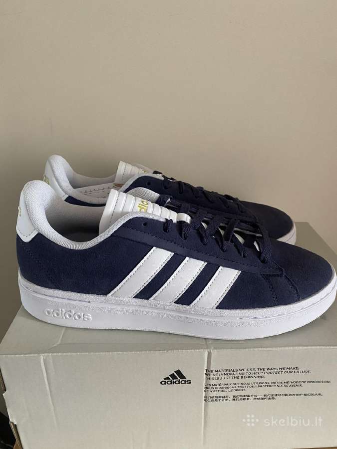 Adidas kedai - nuotraukos Nr. 3