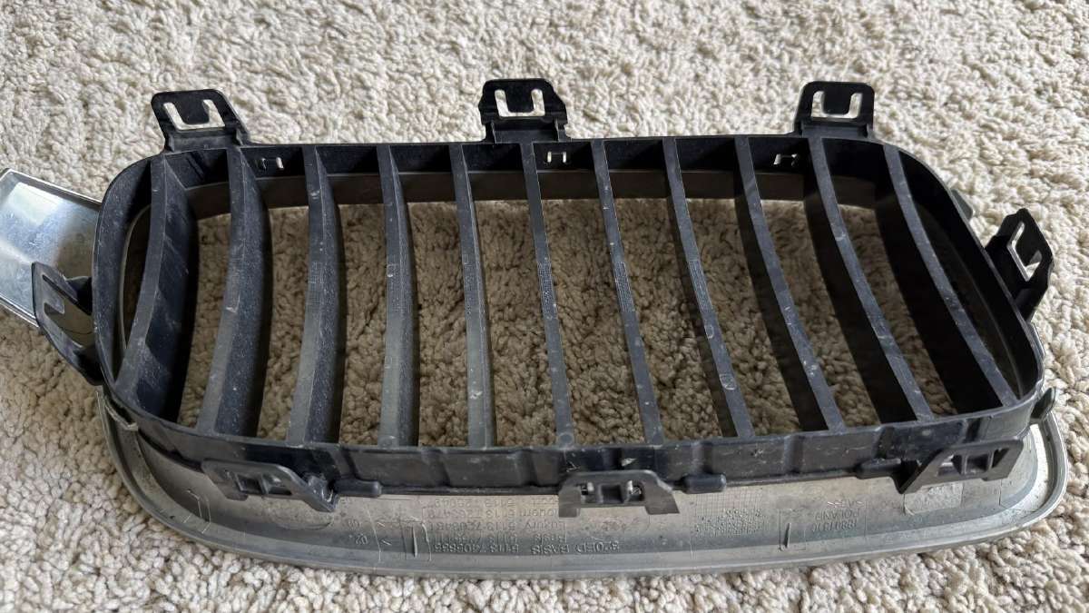 Originalios Oem Bmw F30 priekinės grotelės - nuotraukos Nr. 3