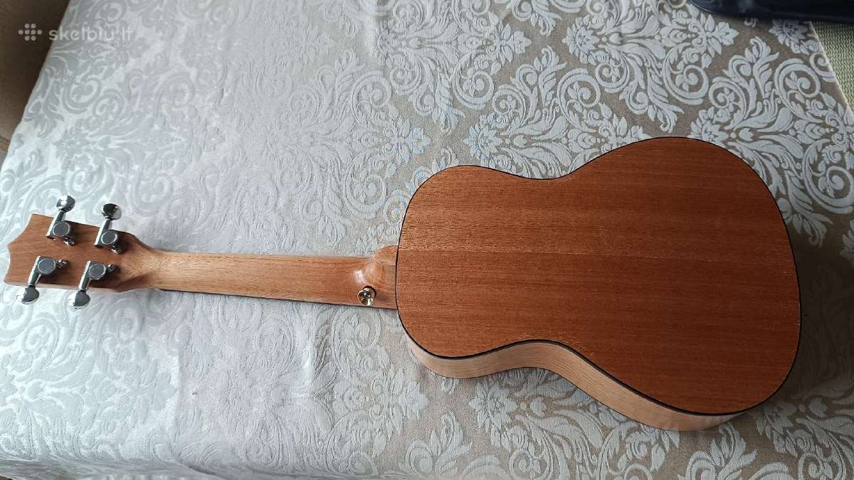 Ukulele - nuotraukos Nr. 2