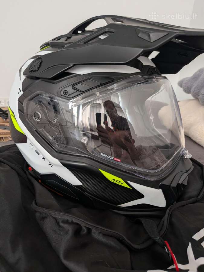 Nexx X.wed 3 Keyo Carbon ir Shoei Hornet DS šalmai - nuotraukos Nr. 2