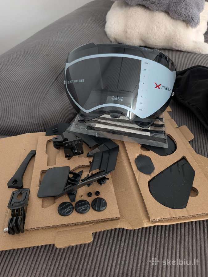 Nexx X.wed 3 Keyo Carbon ir Shoei Hornet DS šalmai - nuotraukos Nr. 5