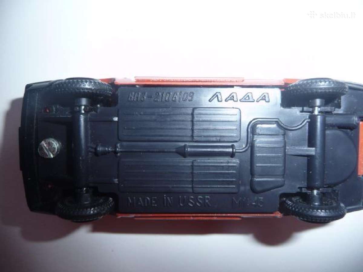 Auto modeliukas Lada vaz 2108 - 2109 1:43 - nuotraukos Nr. 6
