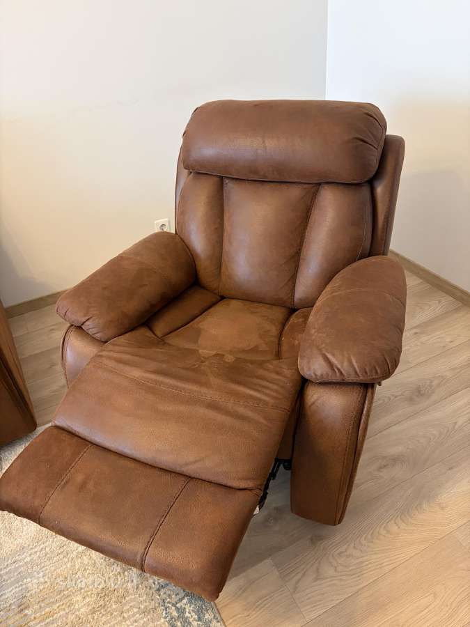 Sofa su dviem foteliais su reglaineriais - nuotraukos Nr. 3