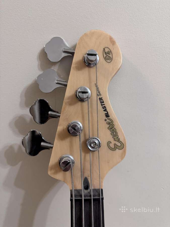 Bosinės gitaros komplektas: gitara ir stiprintuvas - nuotraukos Nr. 2