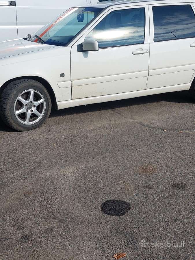Parduodu .Volvo v70. - nuotraukos Nr. 2