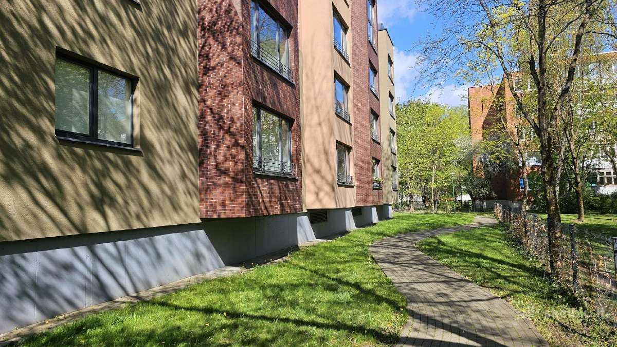 3 kambarių naujesnės statybos butas - nuotraukos Nr. 11