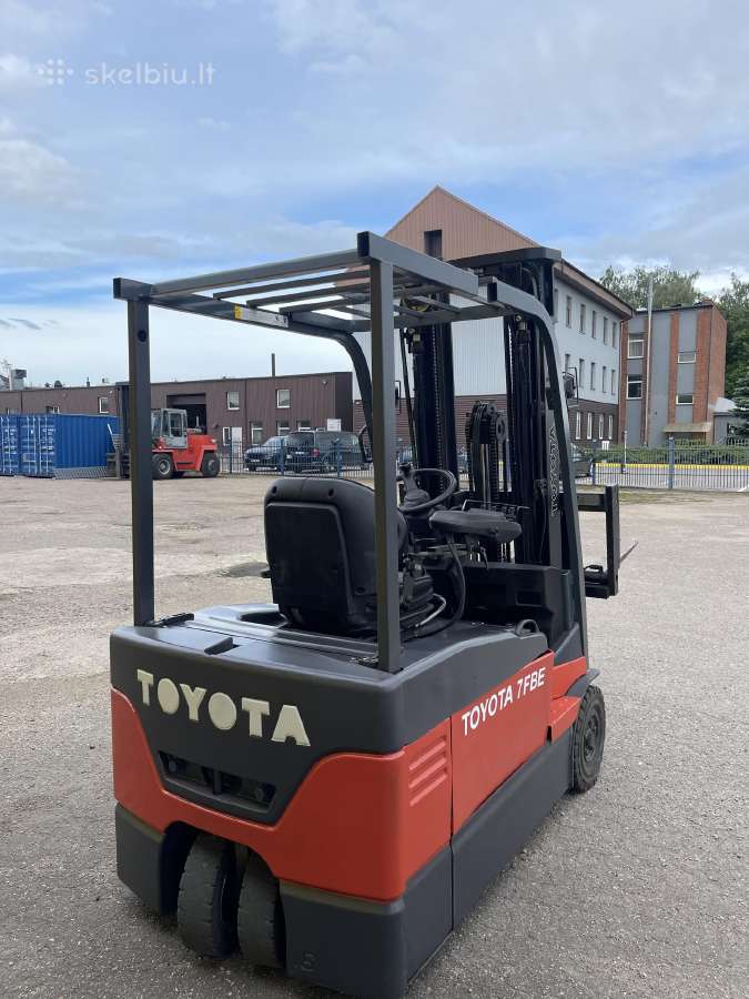 Elektrinis šakinis krautuvas Toyota - nuotraukos Nr. 8