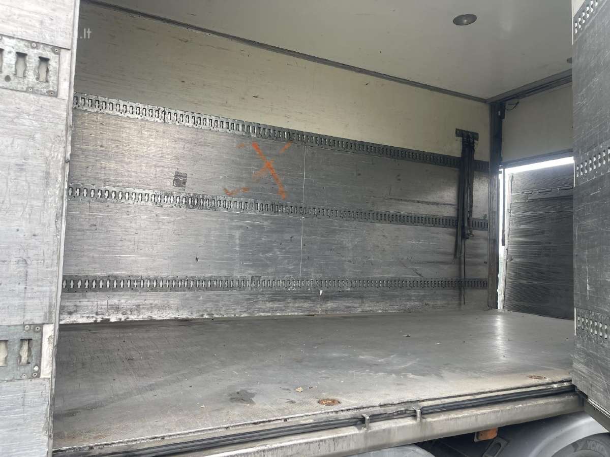 Volvo izotermas 2800eur. - nuotraukos Nr. 4