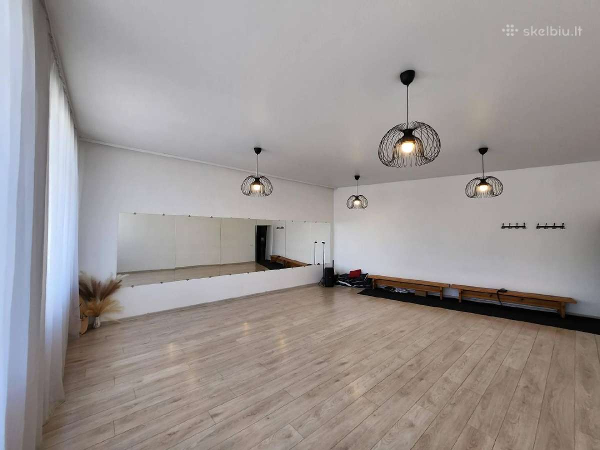 Parduodamos komercines patalpos Rokiškio centre - nuotraukos Nr. 2