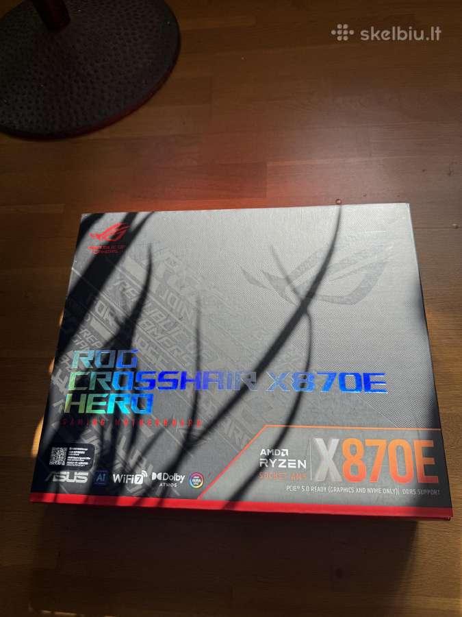 Asus Rog Crosshair X870e Hero motininė plokštė - nuotraukos Nr. 2