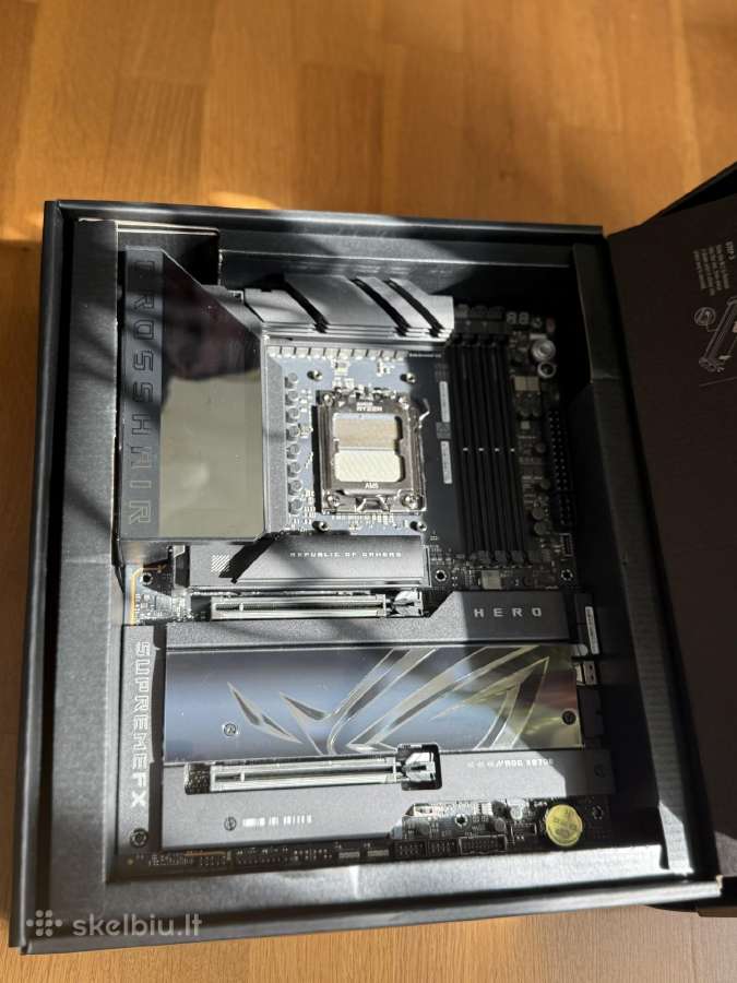 Asus Rog Crosshair 870e Hero motininė plokštė - nuotraukos Nr. 2