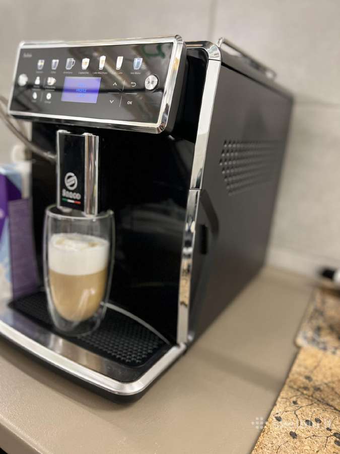 Parduodamas aukštesnės klasės Saeco Xelsis Sm7580 - nuotraukos Nr. 3