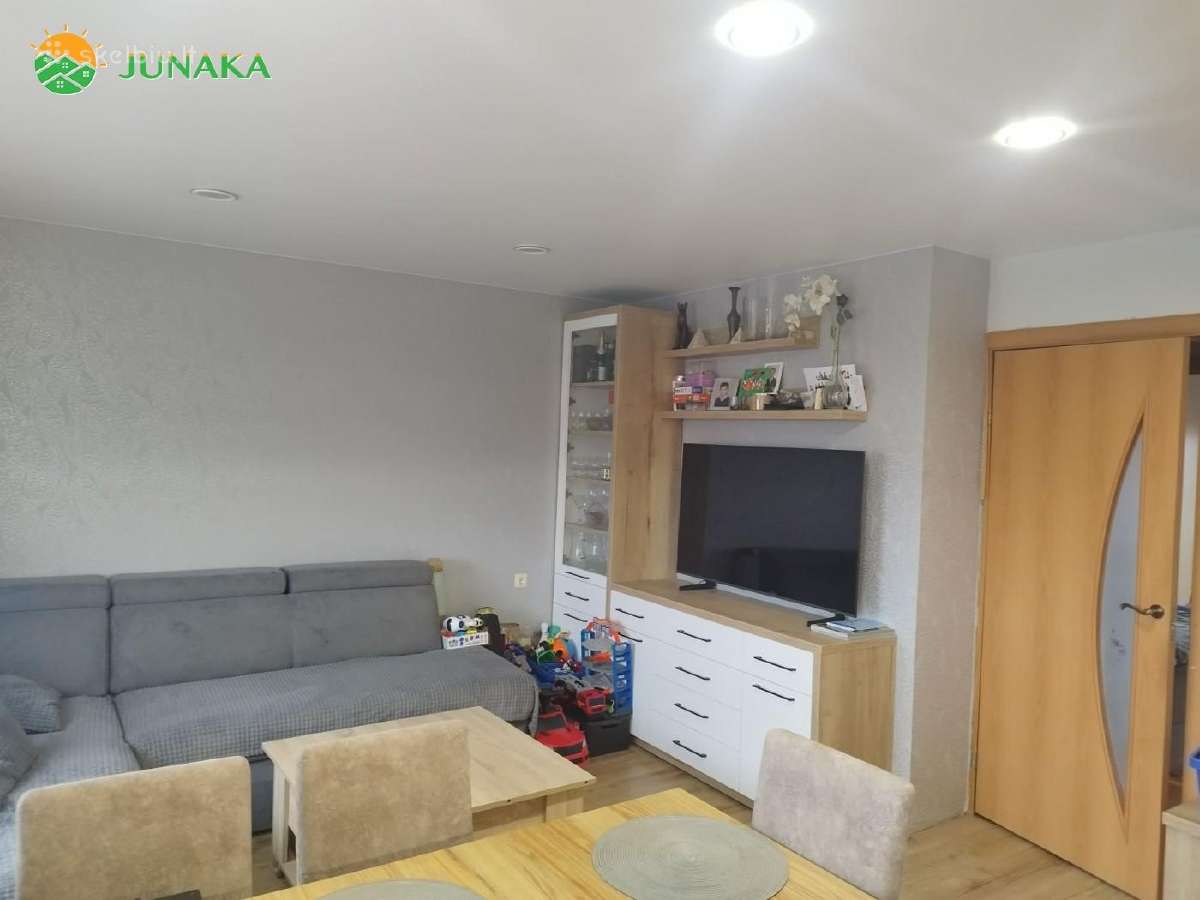 4 kambarių butas Pietinės g. Su dujinių šildymu - nuotraukos Nr. 3