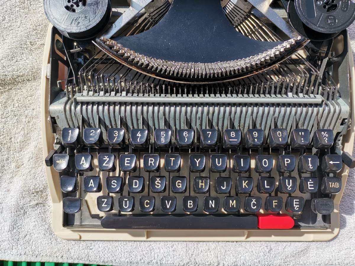 Mechaninė Olympia Traveller C su lietuvišku tekstu - nuotraukos Nr. 13