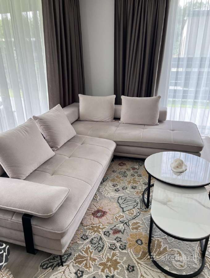 Didelė kreminės spalvos kampinė sofa - nuotraukos Nr. 2