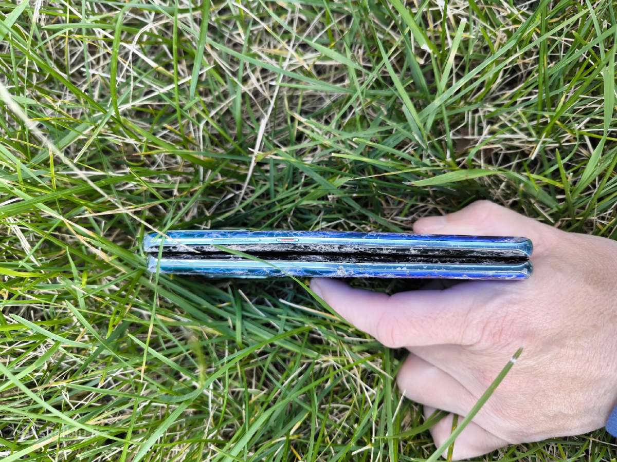 Huawei P30 Pro. Ekrano, dangties, remontui - nuotraukos Nr. 3