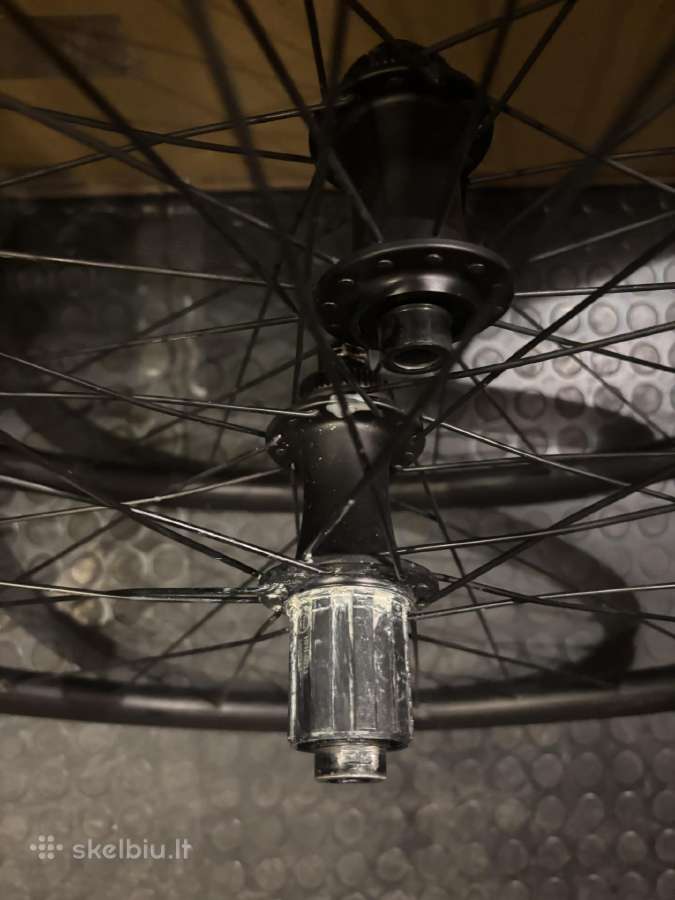Dviracio ratai 28 nuo specialized sirrus X - nuotraukos Nr. 4